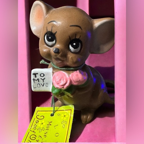 Vintage Josef Orig. ROMANTIC  MOUSE  FLOWER BOUQUET “To My Love” JAPAN 2.5” - Picture 2 of 13